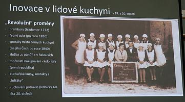 Doudlebsko v kuchyni i na stole, zdroj: Městská knihovna v Českém Krumlově